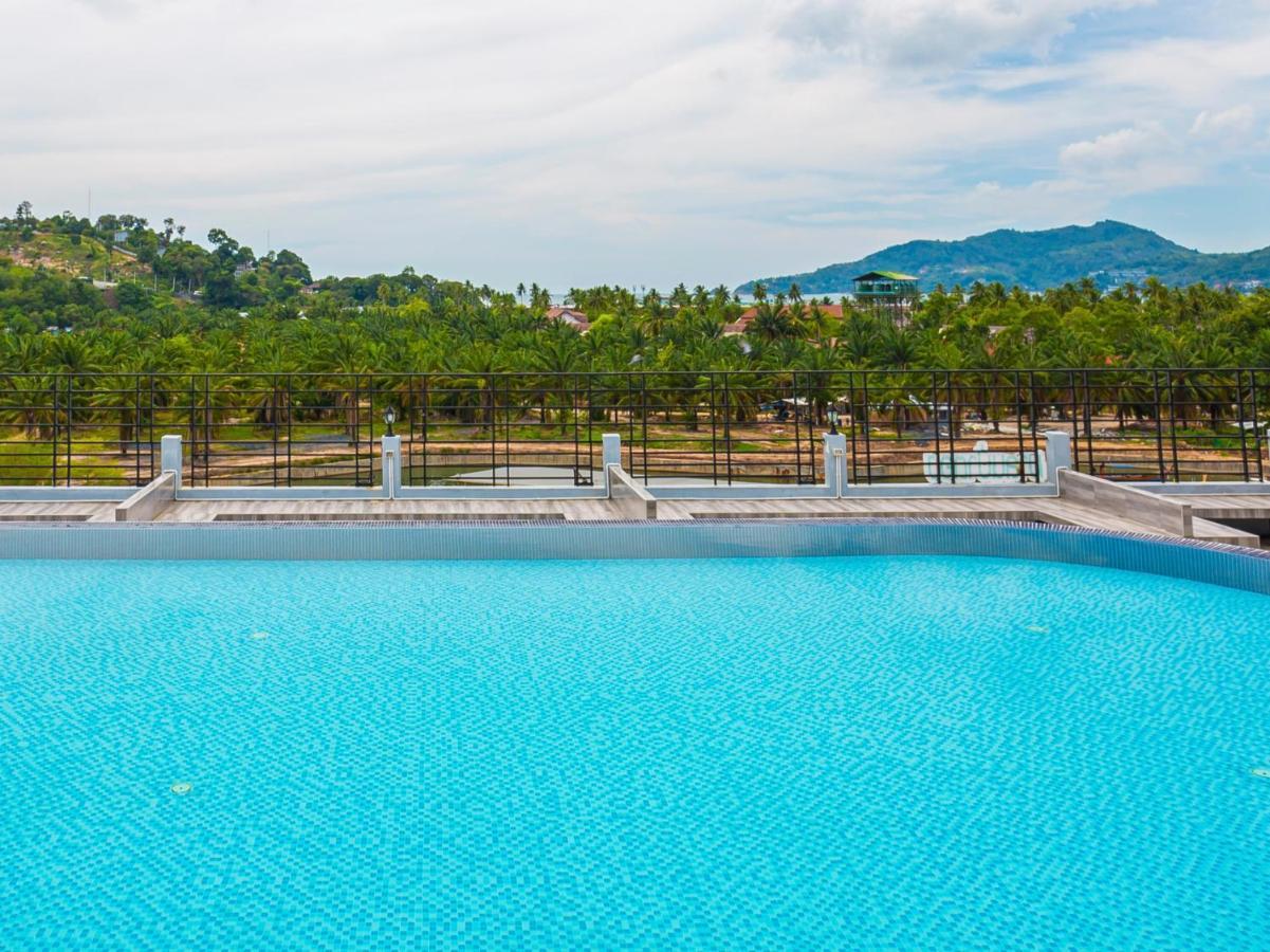 Malin Patong Hotel Luaran gambar