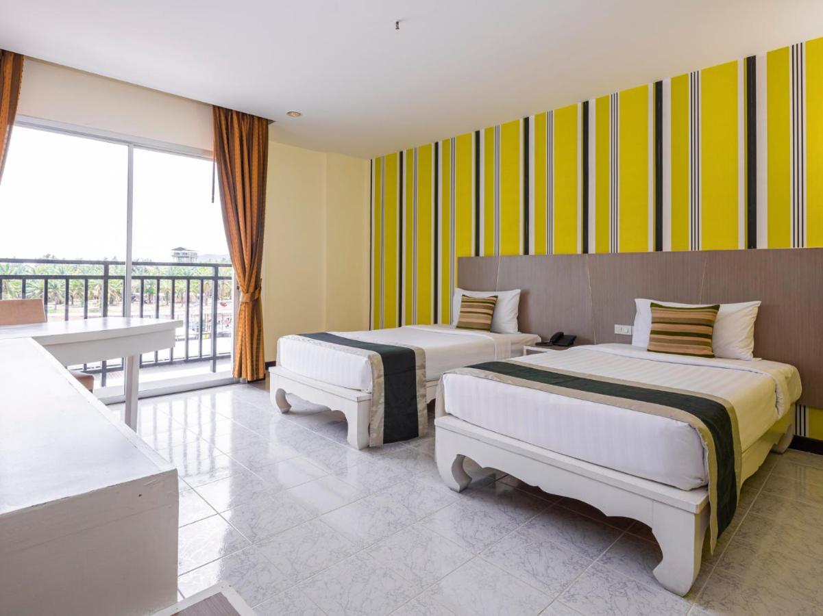 Malin Patong Hotel Luaran gambar
